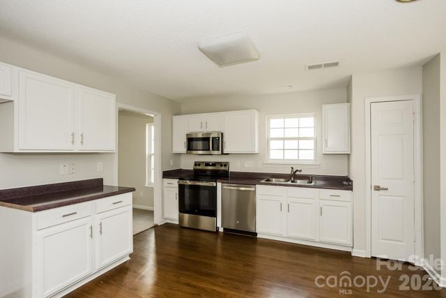 11003 Pointer Ridge Drive, Charlotte, NC 28214