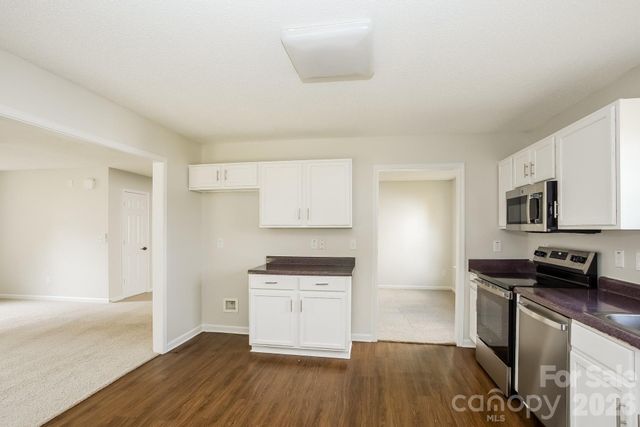 11003 Pointer Ridge Drive, Charlotte, NC 28214