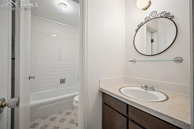 1625 N Murray Boulevard 224, Colorado Springs, CO 80915