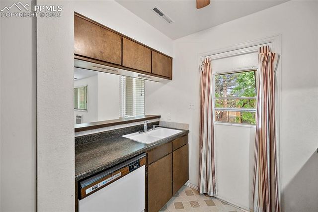 1625 N Murray Boulevard 224, Colorado Springs, CO 80915