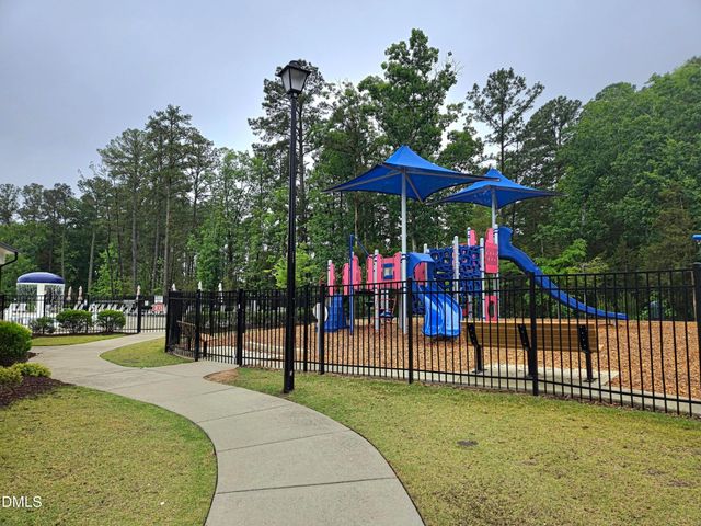 700 Carraway Garden Drive, Wake Forest, NC 27587