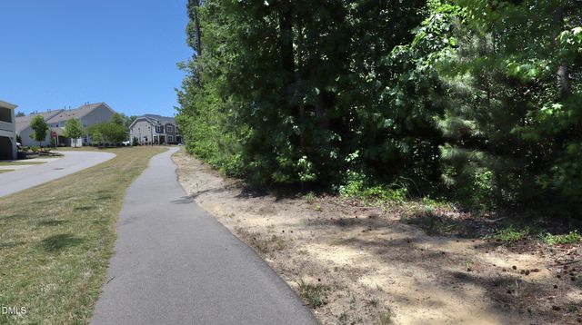 700 Carraway Garden Drive, Wake Forest, NC 27587