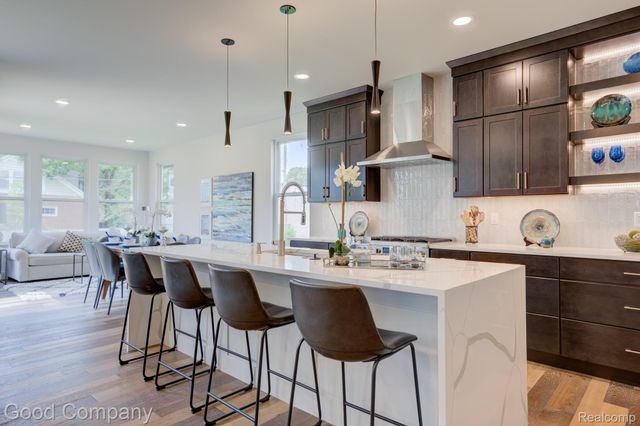 812 Irving Avenue, Royal Oak, MI 48067
