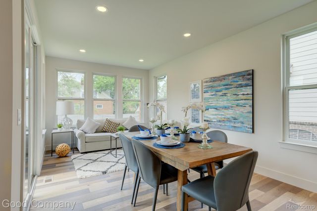 812 Irving Avenue, Royal Oak, MI 48067
