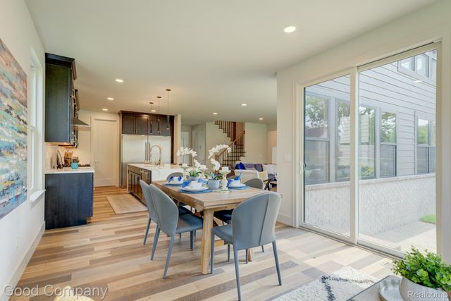 812 Irving Avenue, Royal Oak, MI 48067