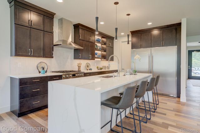 812 Irving Avenue, Royal Oak, MI 48067