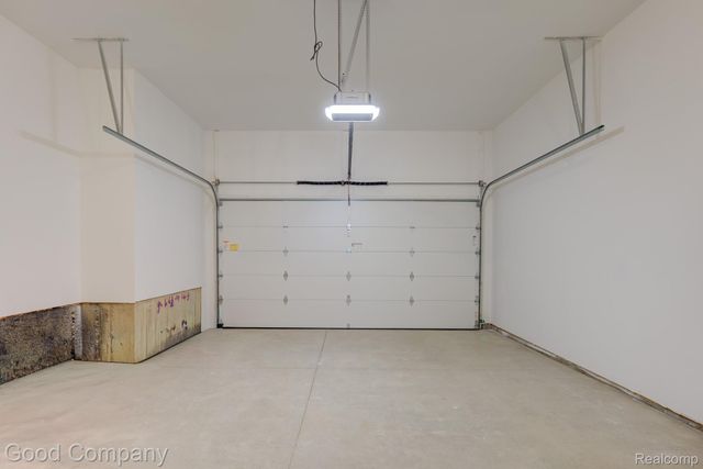 812 Irving Avenue, Royal Oak, MI 48067
