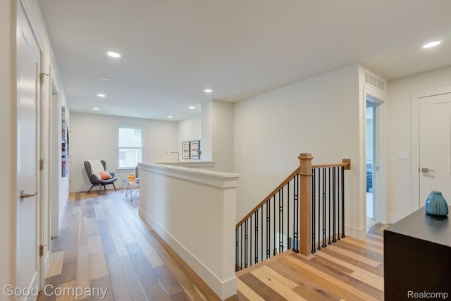 812 Irving Avenue, Royal Oak, MI 48067