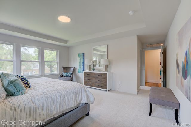 812 Irving Avenue, Royal Oak, MI 48067