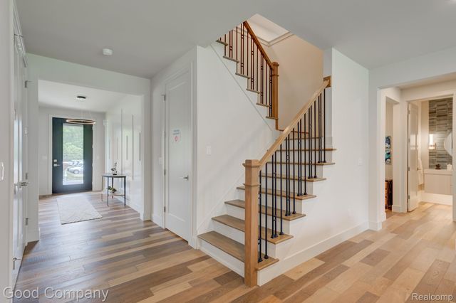 812 Irving Avenue, Royal Oak, MI 48067