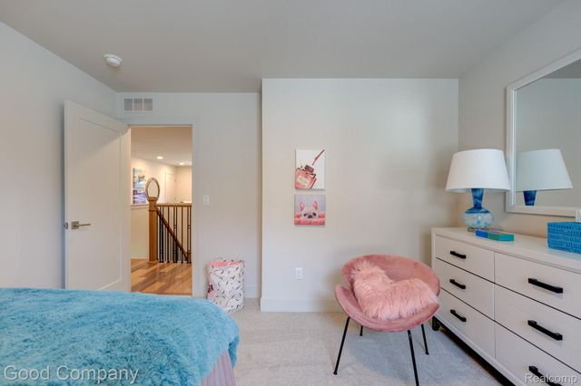 812 Irving Avenue, Royal Oak, MI 48067