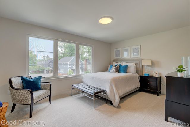 812 Irving Avenue, Royal Oak, MI 48067