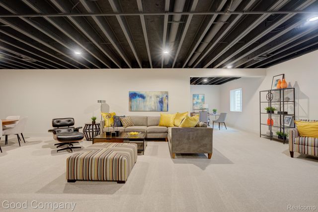 812 Irving Avenue, Royal Oak, MI 48067