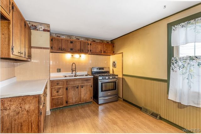 61 Danielle Drive, Cheektowaga, NY 14227