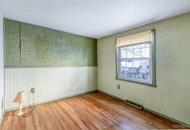 61 Danielle Drive, Cheektowaga, NY 14227