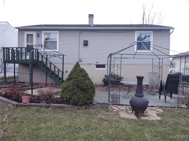 61 Danielle Drive, Cheektowaga, NY 14227