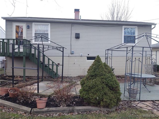 61 Danielle Drive, Cheektowaga, NY 14227