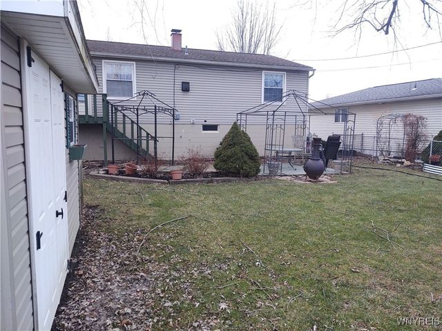 61 Danielle Drive, Cheektowaga, NY 14227