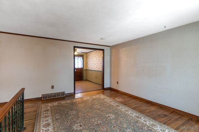 61 Danielle Drive, Cheektowaga, NY 14227