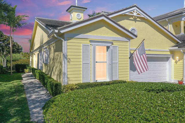 506 Mariner Bay Boulevard, Fort Pierce, FL 34949