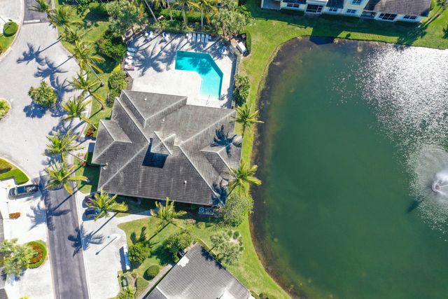 506 Mariner Bay Boulevard, Fort Pierce, FL 34949