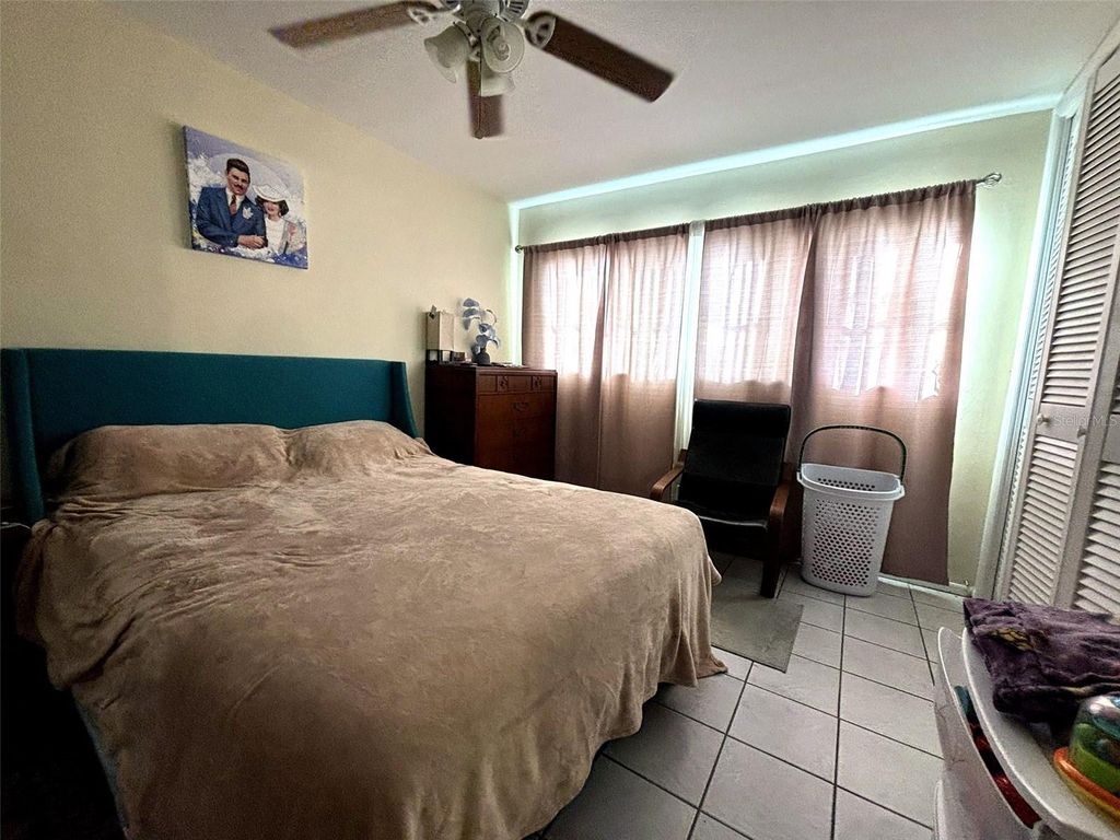 Image 9 of property listing at 1433 S BELCHER ROAD B2, Clearwater, FL 33764