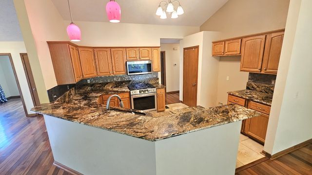 222 Lily Lane 222, Rockford, IL 61107