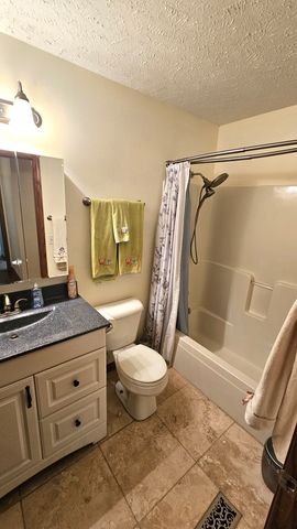 222 Lily Lane 222, Rockford, IL 61107