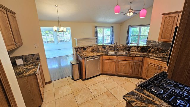 222 Lily Lane 222, Rockford, IL 61107