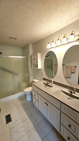 222 Lily Lane 222, Rockford, IL 61107