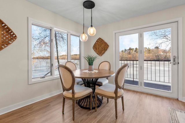 51 River Front Dr Apt 3, Manchester, NH 03102