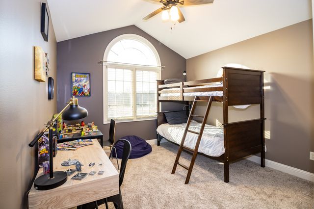 14116 Ridgemont Drive, Urbandale, IA 50323