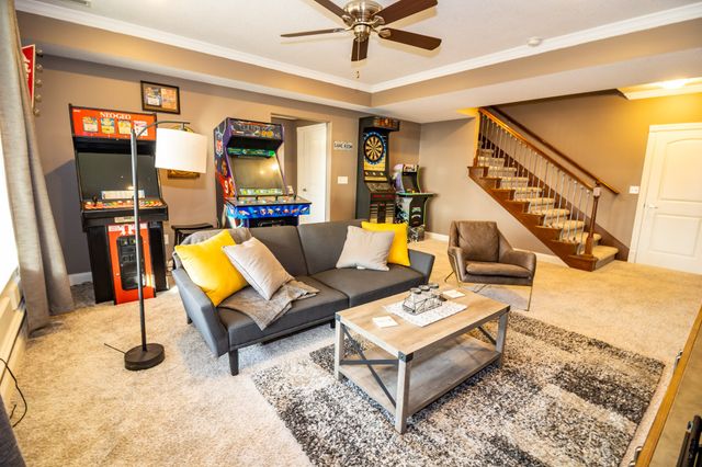 14116 Ridgemont Drive, Urbandale, IA 50323