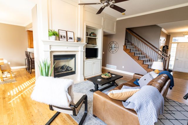 14116 Ridgemont Drive, Urbandale, IA 50323