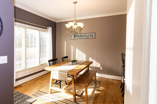 14116 Ridgemont Drive, Urbandale, IA 50323