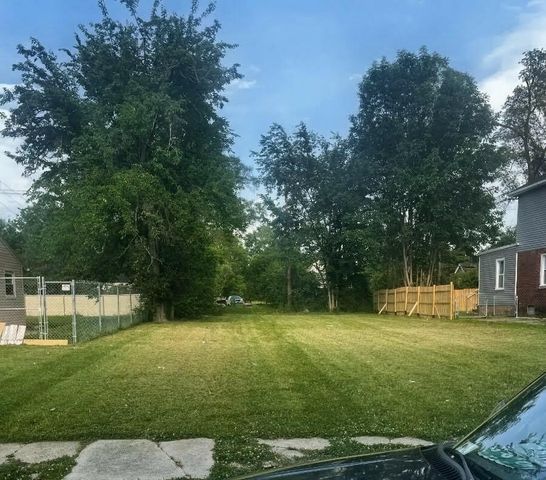 11758 Hartwell Street, Detroit, MI 48227