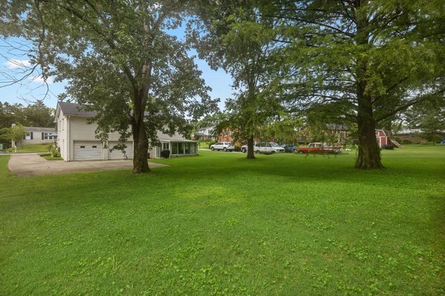 608 Harpeth Pkwy, E, Nashville, TN 37221