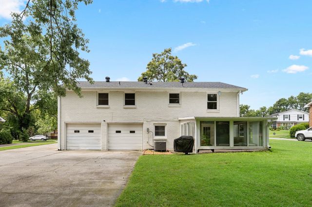 608 Harpeth Pkwy, E, Nashville, TN 37221