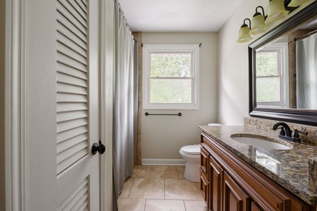 608 Harpeth Pkwy, E, Nashville, TN 37221