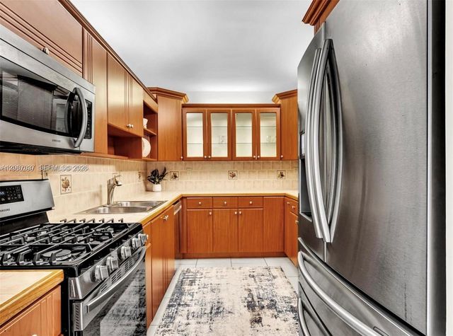 3140 S Ocean Drive 206, Hallandale Beach, FL 33009
