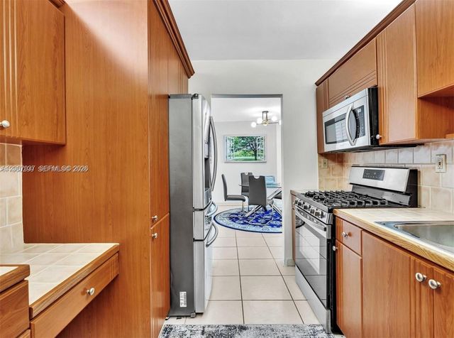 3140 S Ocean Drive 206, Hallandale Beach, FL 33009