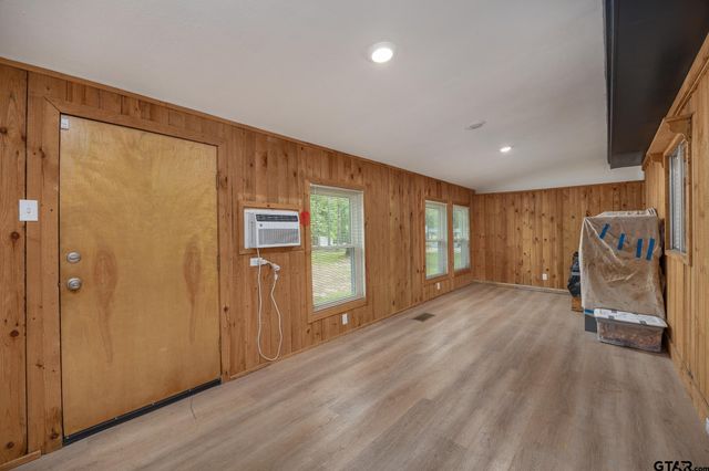 13821 CR 2278, Tyler, TX 75707