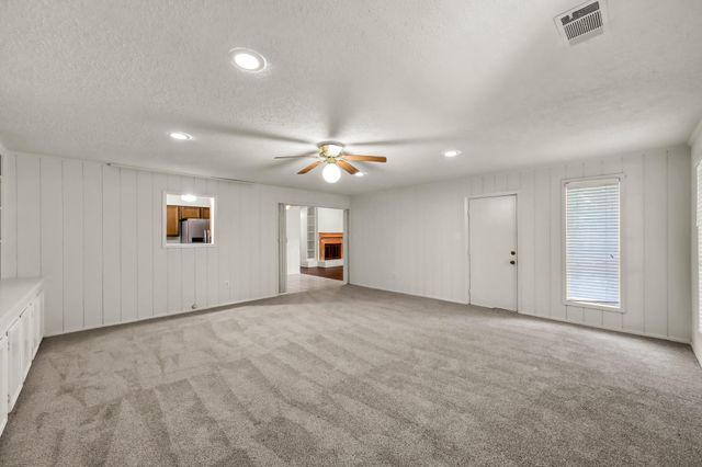 19614 Leaning Timbers Drive, Humble, TX 77346