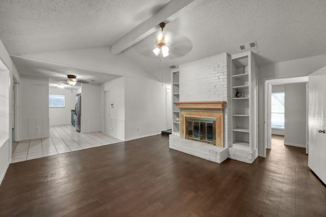 19614 Leaning Timbers Drive, Humble, TX 77346