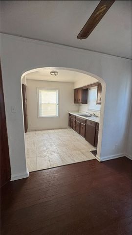 504 N Upland Avenue, Dayton, OH 45417