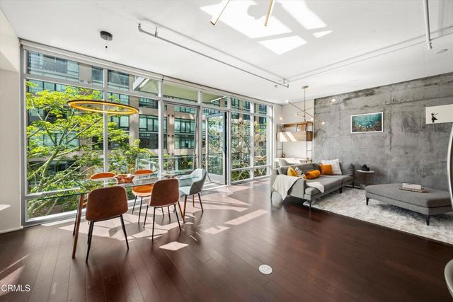 1100 S Hope Street 811, Los Angeles, CA 90015