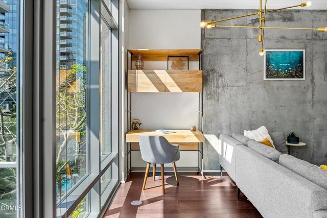 1100 S Hope Street 811, Los Angeles, CA 90015