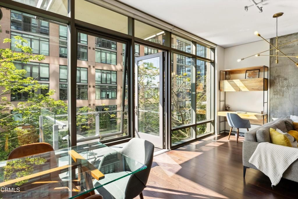 1100 S Hope Street 811, Los Angeles, CA 90015