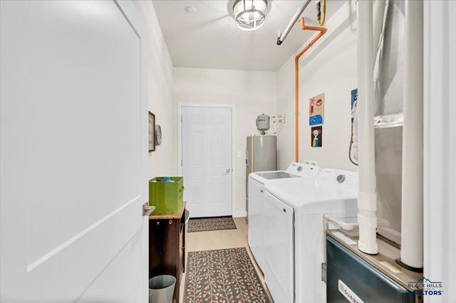 2625 HENNESSY DRIVE, Rapid City, SD 57701