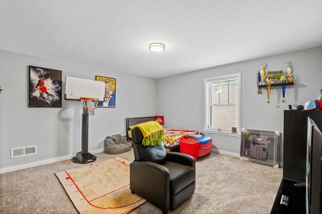 3644 Grant Avenue, Grove City, OH 43123